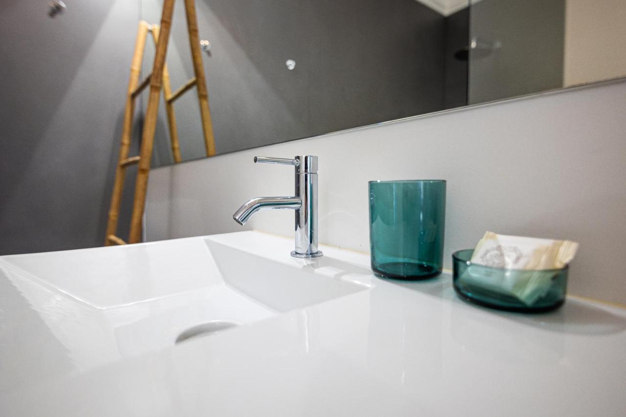 Vago Alcantara Suites ลิสบอน ภายนอก รูปภาพ